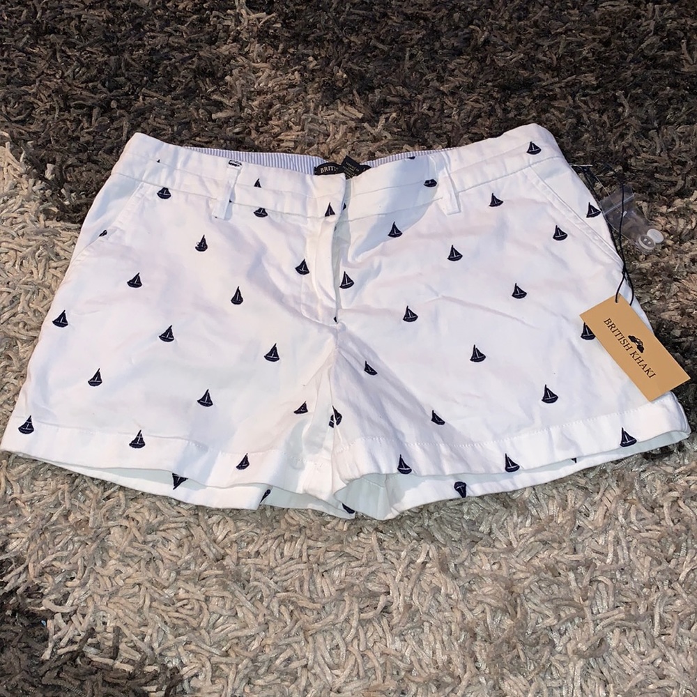British Khaki White Shorts with Navy Sailboat Design